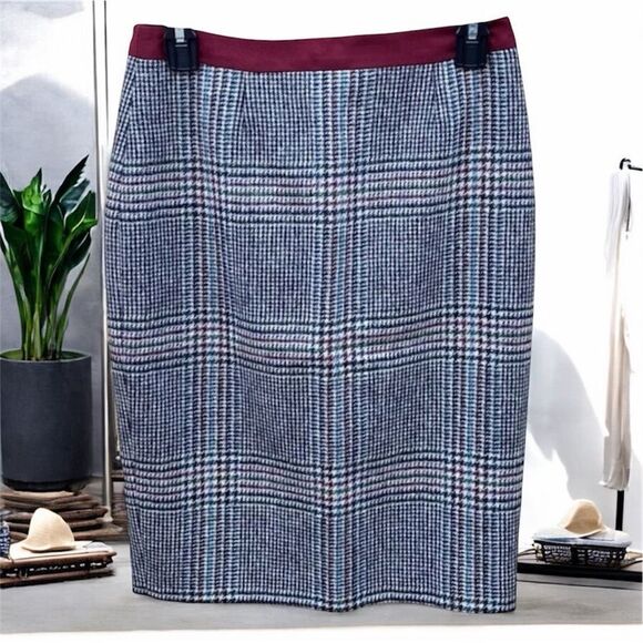 Boden Dresses & Skirts - BODEN British Tweed Wool Black/Maroon/White/Blue Plaid Pencil Skirt 4 Classic